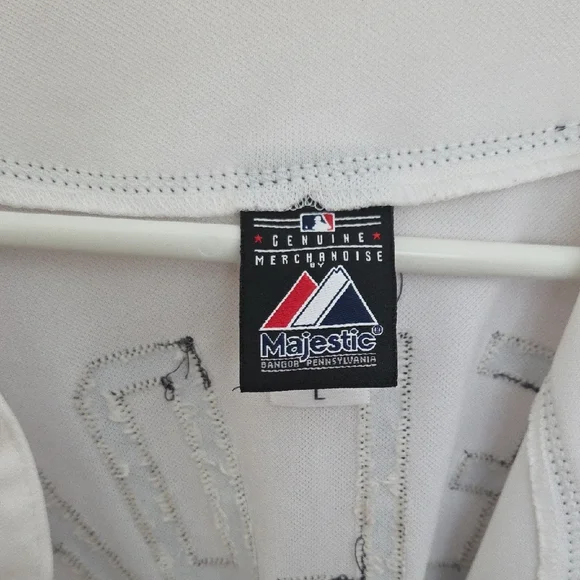 Tigers White and Black Fielder Jersey - Picture 2 of 6